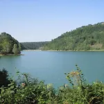 Le Pidro - A Family House With Private Stream And Woodland