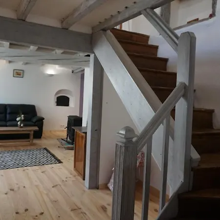 Feriehus Le Pidro - A Family House With Private Stream And Woodland *