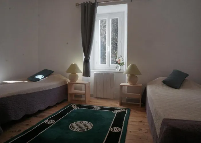 Le Pidro - A Family House With Private Stream And Woodland Casa de Férias *