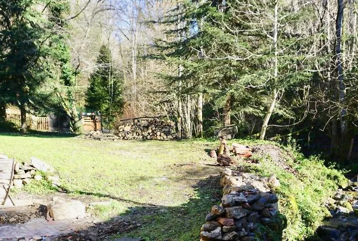Le Pidro - A Family House With Private Stream And Woodland *
